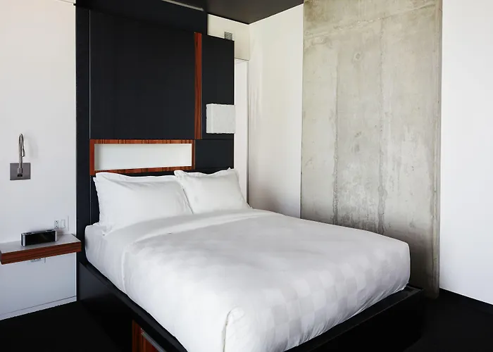 Hotel Alt Montreal