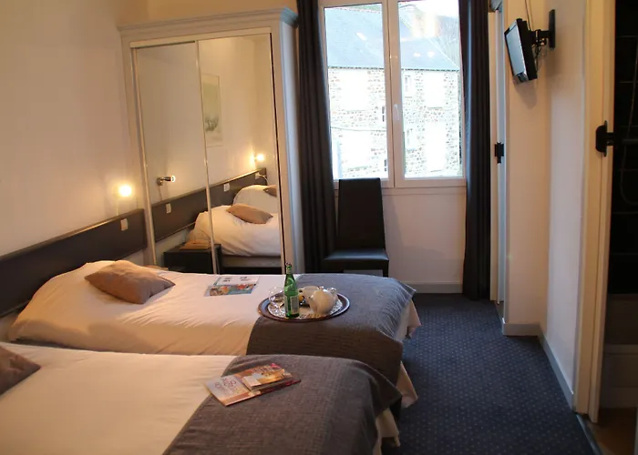 Hotel De La Mer