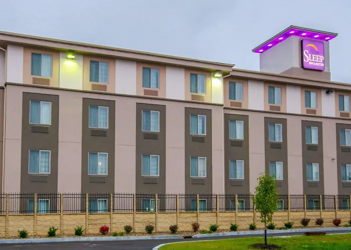 Sleep Inn & Suites And Conference Center Downtown