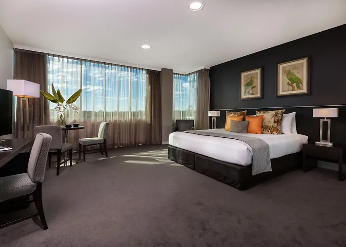 Springfield Lakes Boutique Hotel