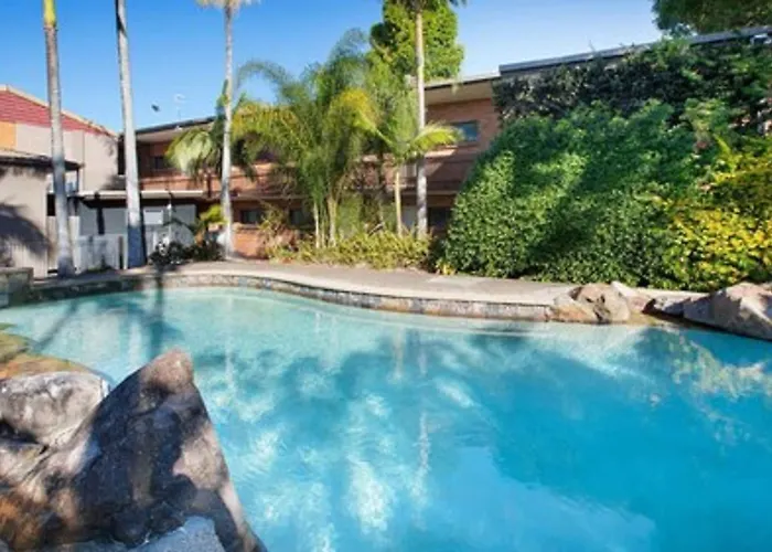 Villa Noosa Hotel