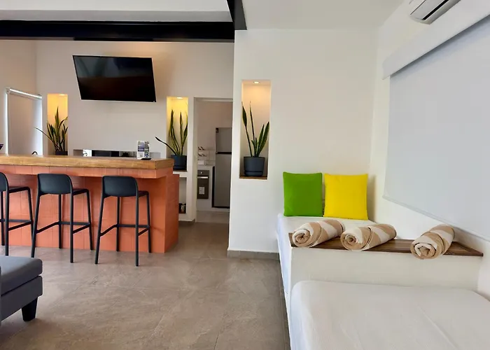 Papaya Condo Acapulco Diamante -Solo Adultos