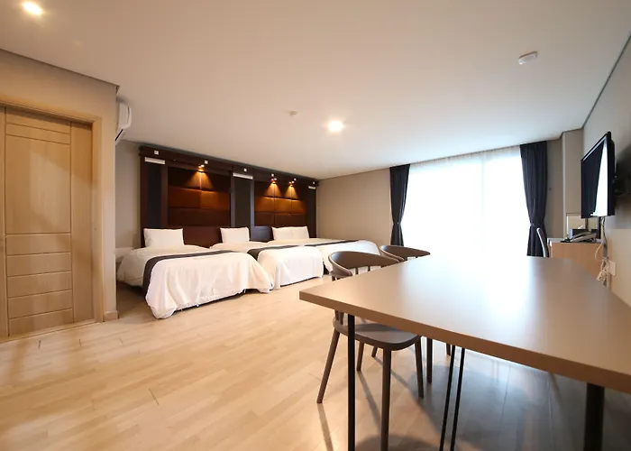 Gyeongpo Soo Hotel