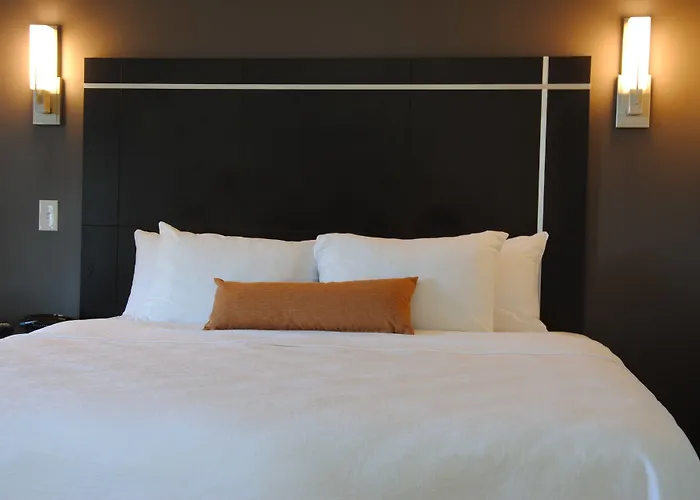 The Gin Hotel, An Ascend Collection Hotel