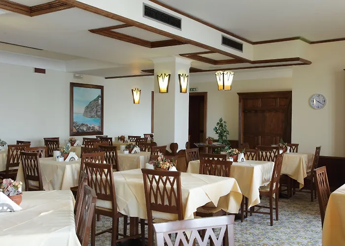 Hotel Mega Mare
