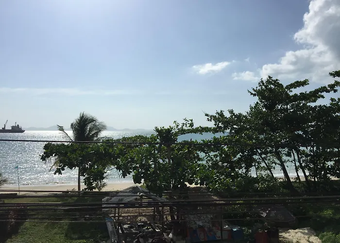 Oyo 1120 The Royhanna Beach Home