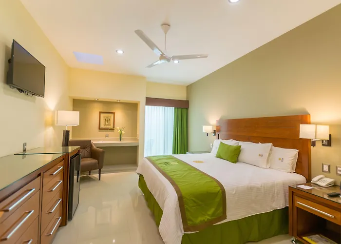 Hotel Ecce Inn & Spa