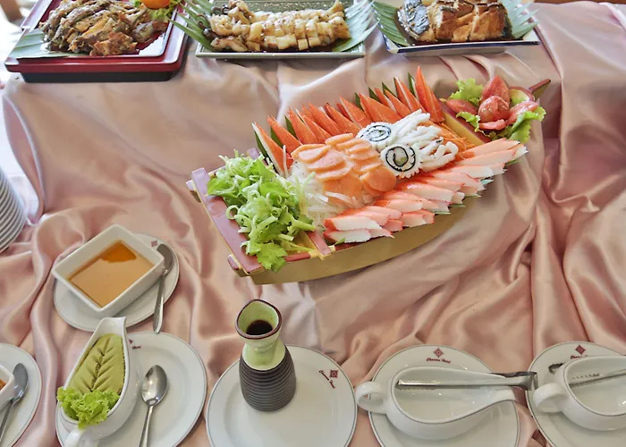 Charoen Hotel