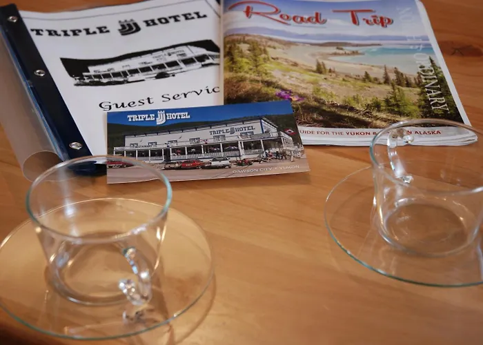 Triple J Hotel