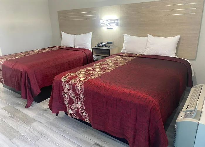 Mayfair Inn Onratio Airport & Convention Center