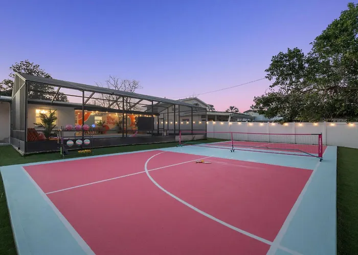 Electric Flamingo With Heated Pool, Pickleball, Mini Golf & Basketball