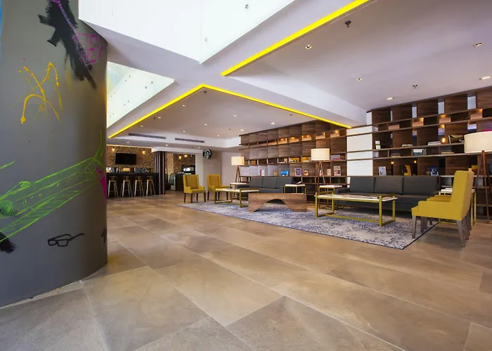 Krystal Urban Guadalajara