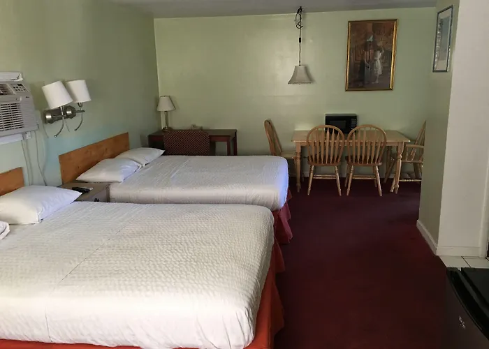 Dixie Plaza Hotel
