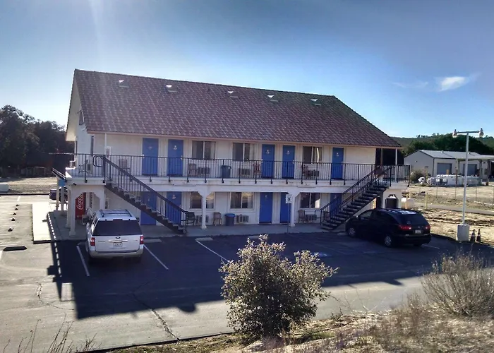 Back Country Inn