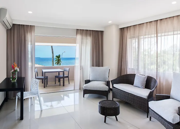Tanoa International Dateline Hotel
