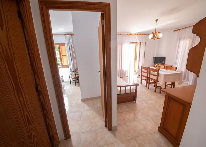 Apartamentos La Cabana