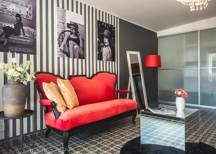 Chevalier Lifestyle Boutique Hotel Adults Only & Open-Minded Couples