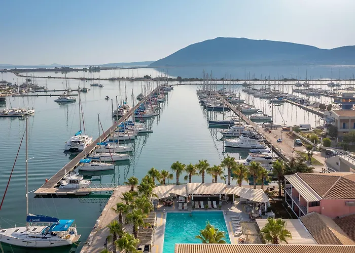 Ianos Hotel
