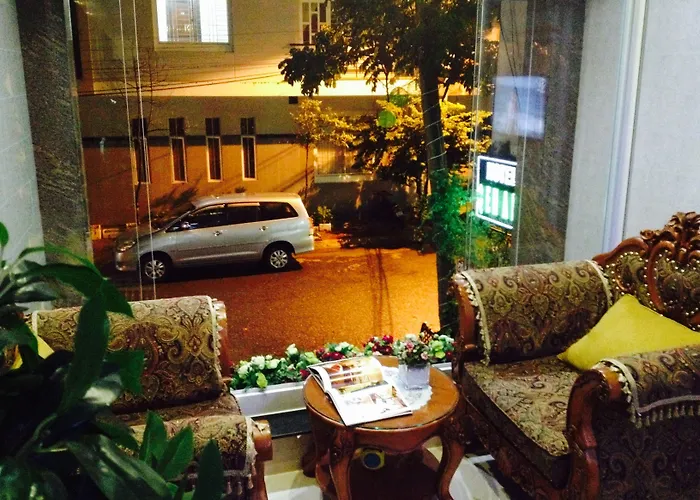 Queen Garden Hotel & Apartment