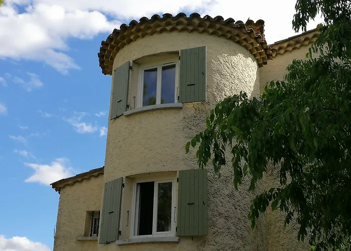 La Bastide Des Muriers