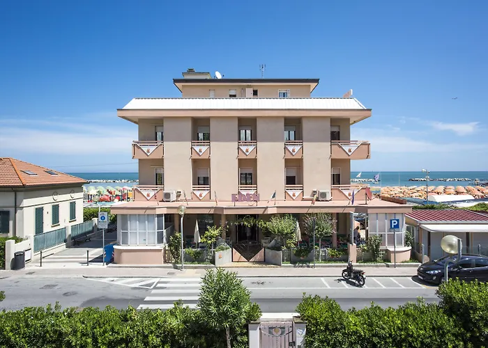 Hotel Eden