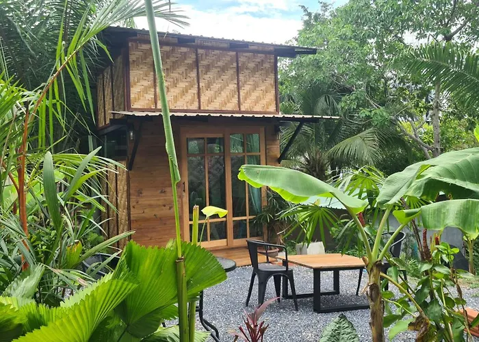 Tee Bungalow In The Jungle