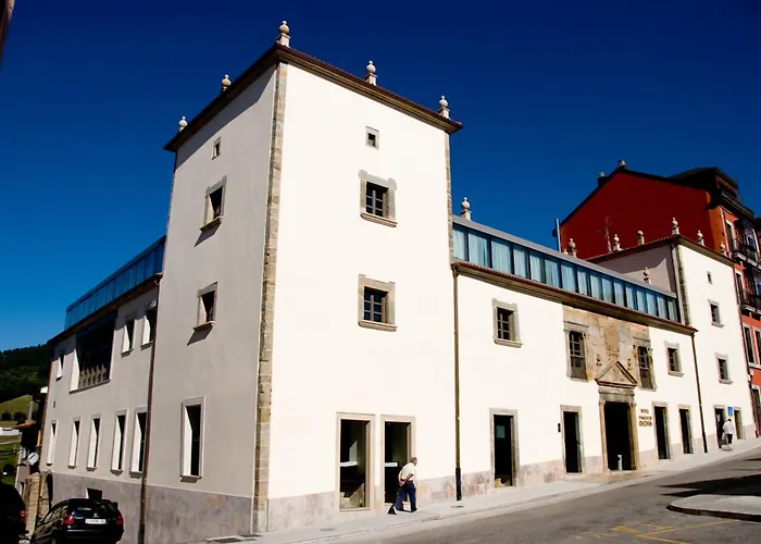 Hotel Palacio De Meras