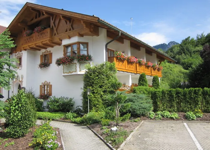 Hotel Alpspitz B&B