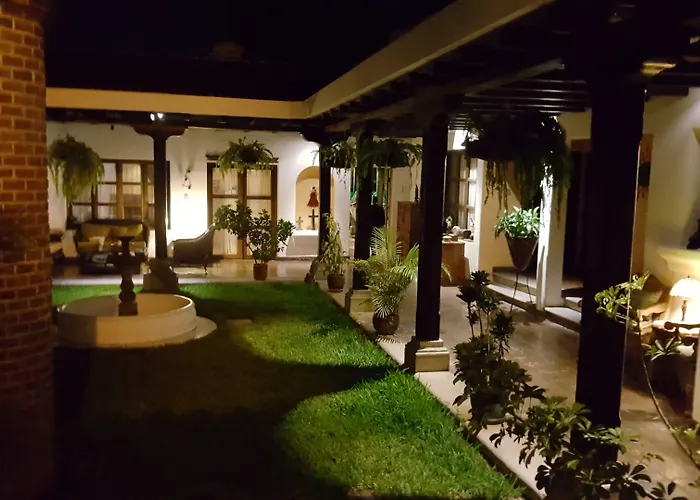 Hotel La Casa De Don Pedro Antigua