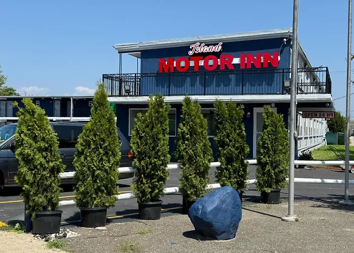 Island Motor Inn