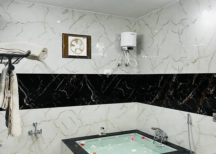 Jawai Leopard Stay And Safari By Ngr Hospitality