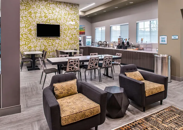 Best Western Plus Temecula Wine Country Hotel & Suites