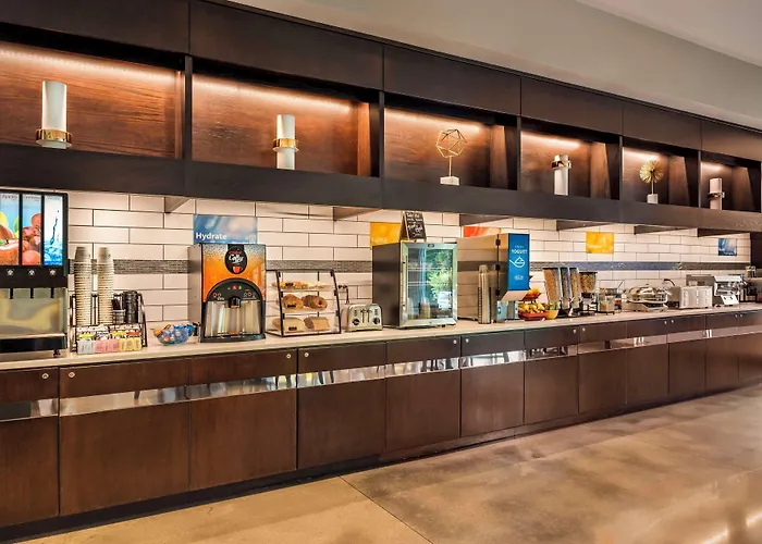 Glo Hotel Asheville-Blue Ridge Parkway