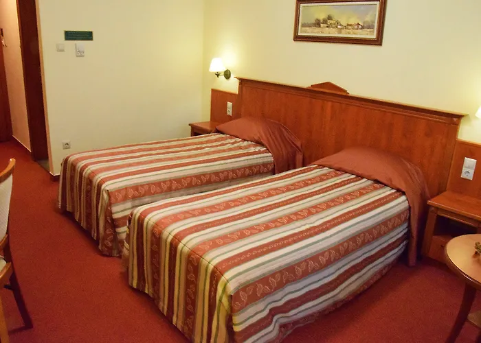 Gereby Kuria Hotel Es Lovasudvar