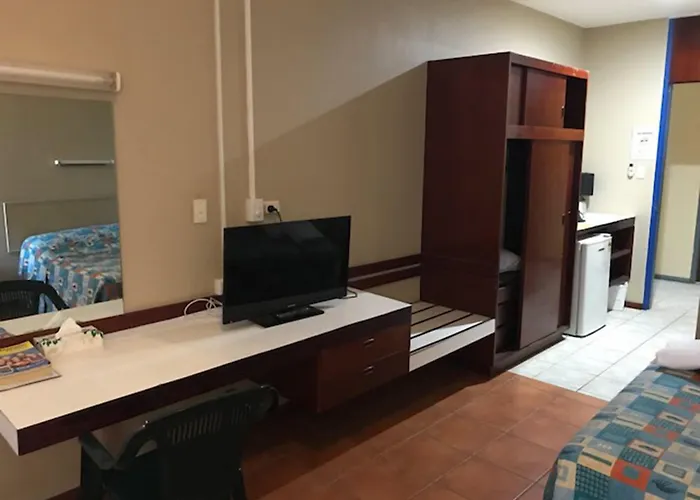 Winnellie Hotel Motel