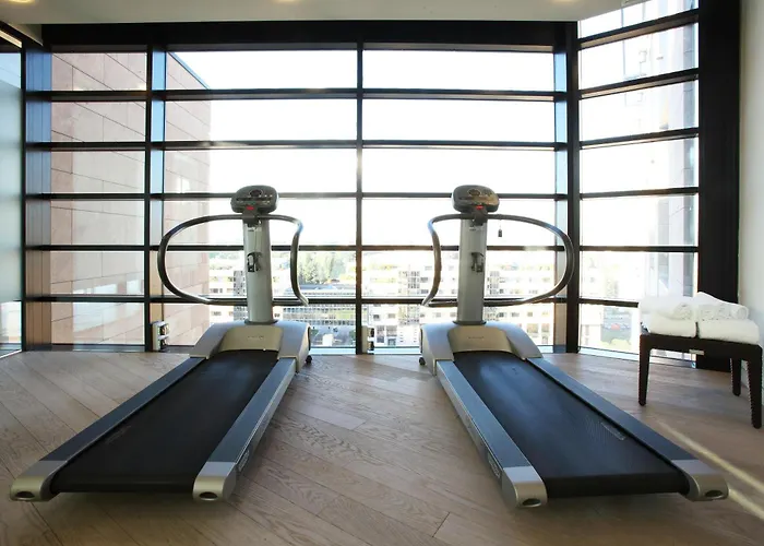 Starhotels Grand Milan