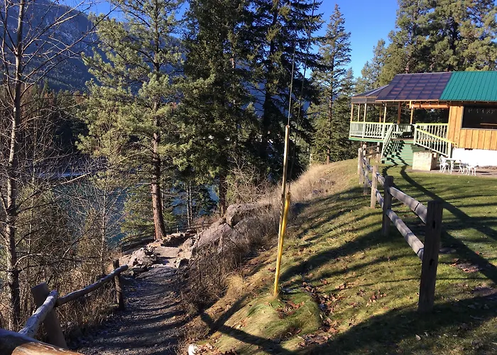 Rimrock Lodge