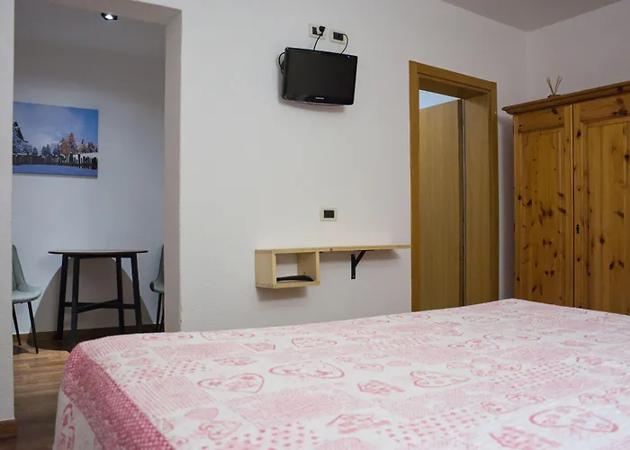 Hotel Nes Crepes