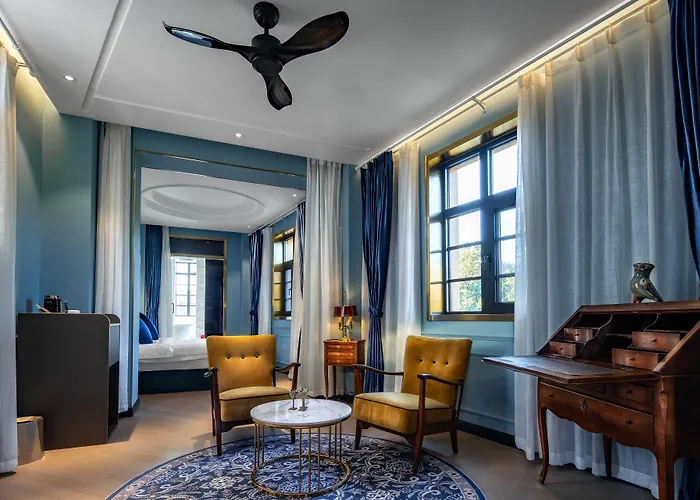 Moon&Chalice Boutique Hotel