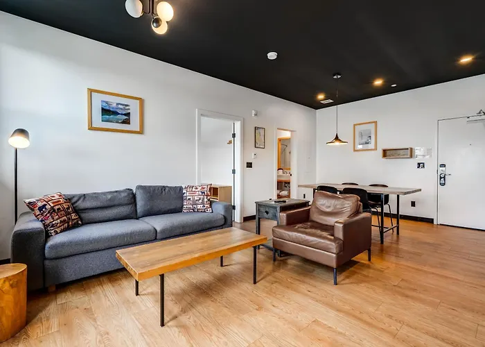 Raven Inn Whitehorse