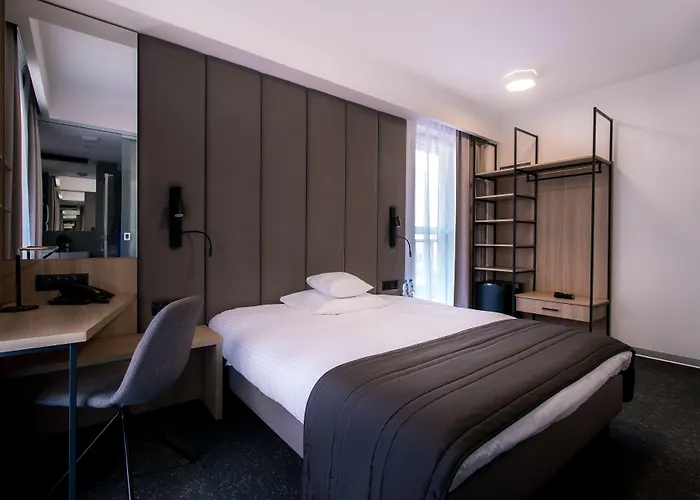 Bulvar Hotel