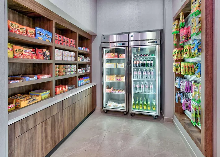 La Quinta Inn & Suites By Wyndham Terrell