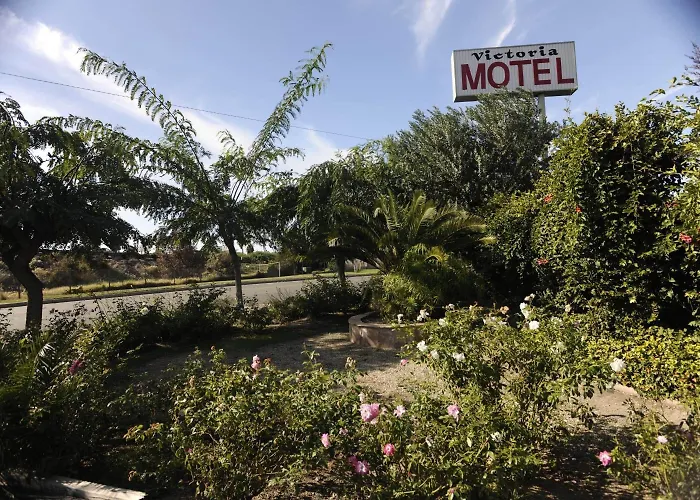 Victoria Motel Ventura