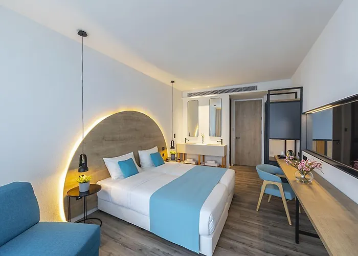 Flamingo Paradise Beach Hotel - Adults Only