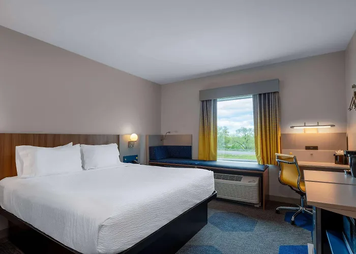 Microtel Inn & Suites By Wyndham Winchester