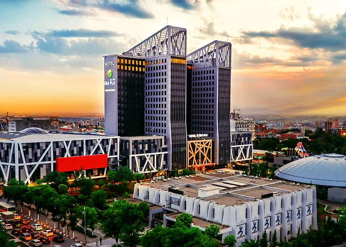 Park Mall Hotel & Conference Center