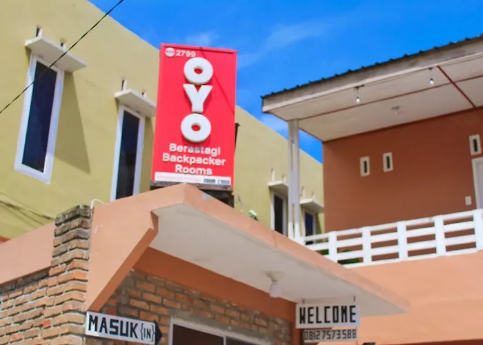 Oyo Flagship 2799 Berastagi Backpacker Rooms