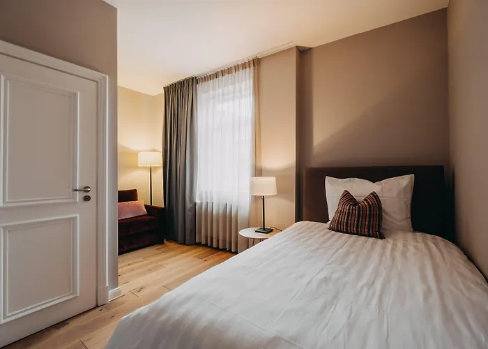Hotel Zum Heidkrug & Cafe Lil