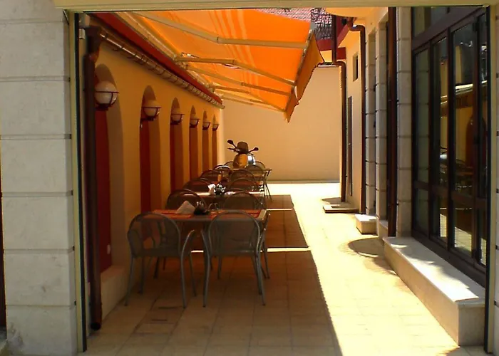 Sofia Family Hotel
