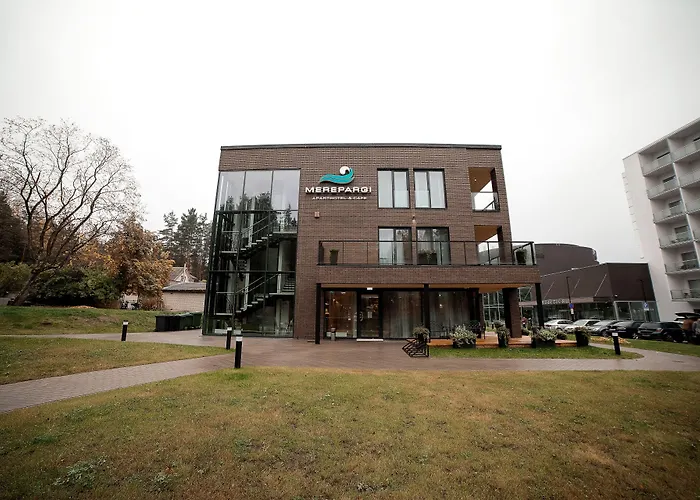 Merepargi Aparthotel & Cafe